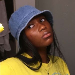 Meet your Posher, Casai